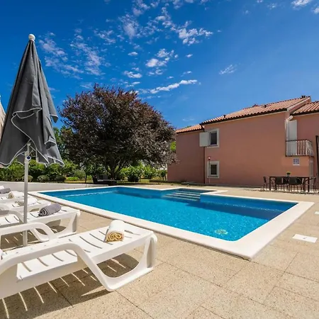 House Roberta Tatil Evi