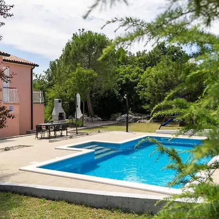 בית נופש House Roberta