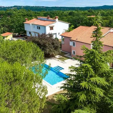 House Roberta * Labin (Istria)
